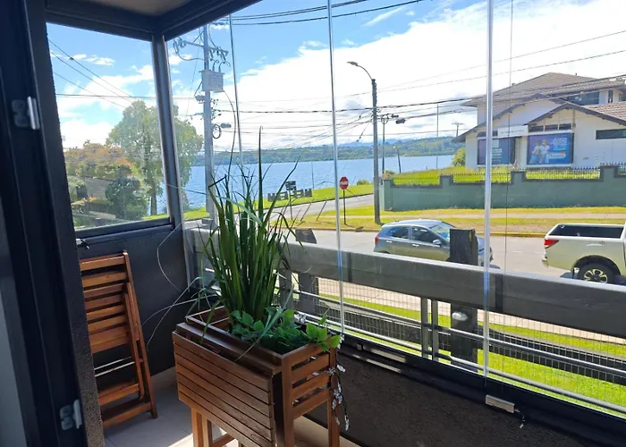 Depa Con Piscina Frente Al Lago Llanquihue Y Vista Al Volcan